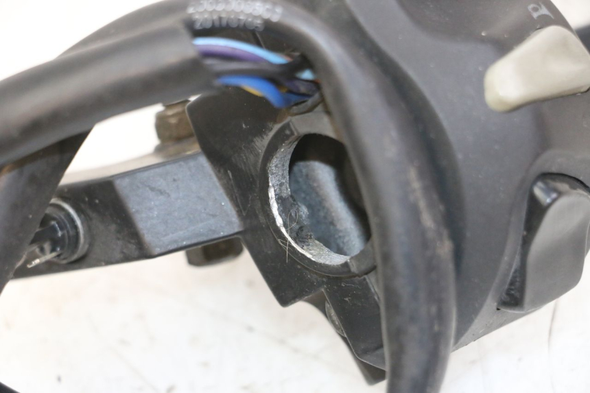 photo de LINKER LENKER PEUGEOT KISBEE 4T 50 (2010 - 2017) - Detailansicht des Bauteils