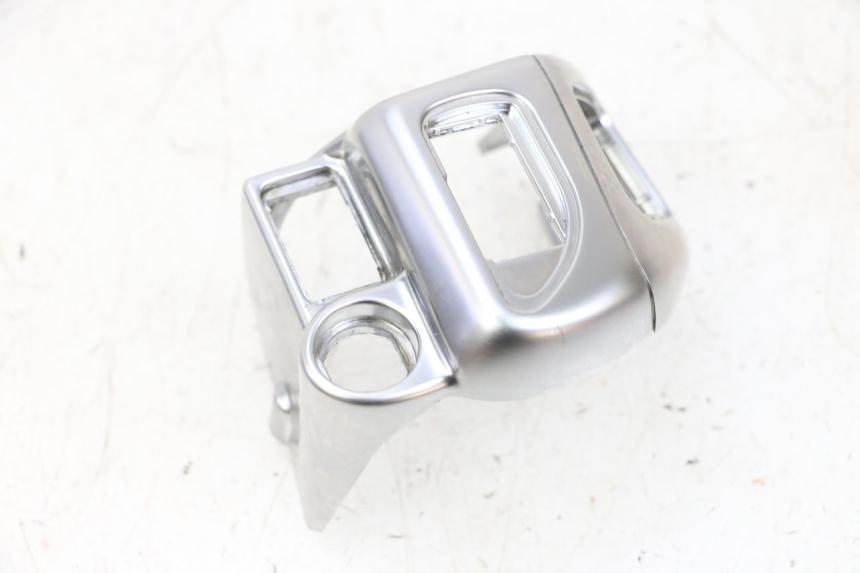 photo de LINKS SCHALTER PIAGGIO MP3 HPE 300 (2019 - 2026) - Oberflächenzustand und Material