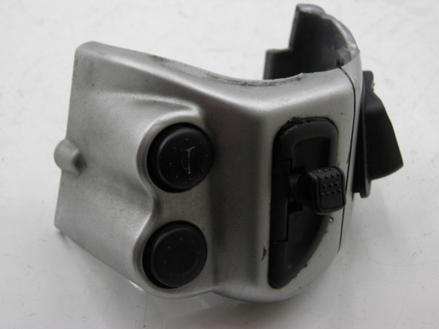 photo de LINKS SCHALTER PIAGGIO BEVERLY 125 (2005 - 2007)