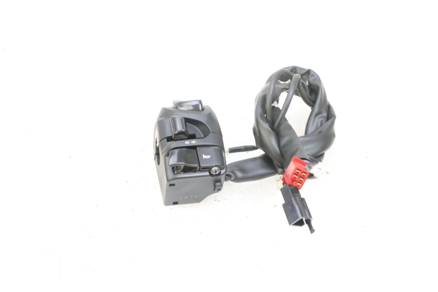 photo de LINKS SCHALTER YAMAHA TRICITY 300 (2020 - 2024) - Technische Nahaufnahme