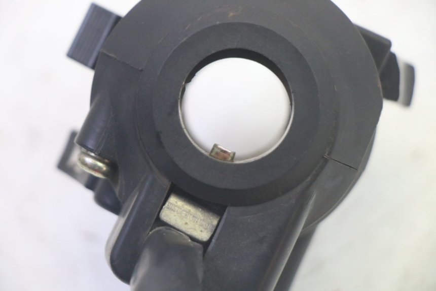 photo de LINKER LENKER DAELIM VJ ROADWIN FI 125 (2008 - 2017) - Details der Befestigungspunkte