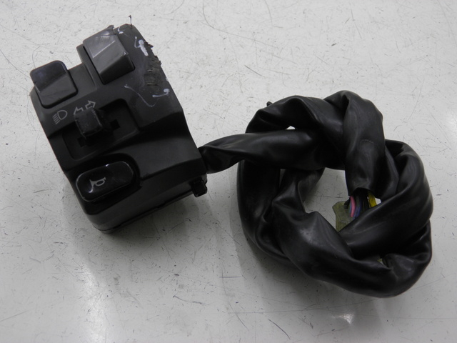 photo de LINKS SCHALTER YAMAHA FJR 1300 (2004 - 2005)