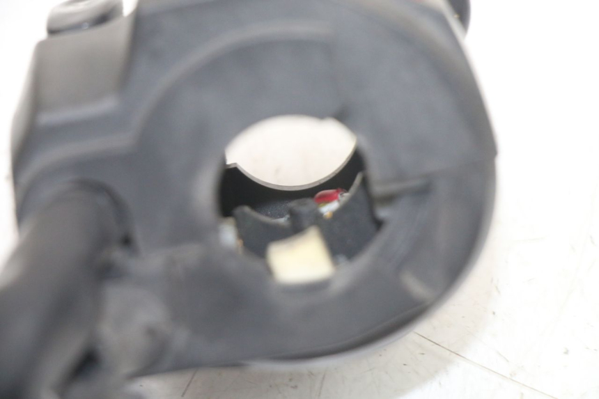 photo de LINKS SCHALTER YAMAHA FZS FAZER 600 (2001 - 2003)