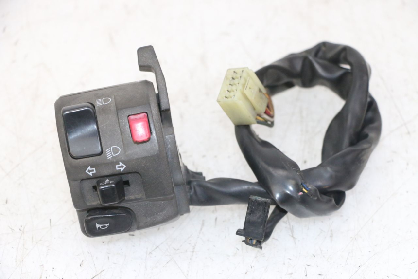 photo de LINKS SCHALTER YAMAHA FZS FAZER 600 (2001 - 2003)
