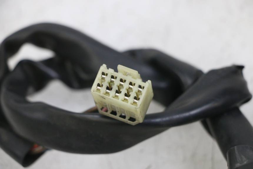 photo de LINKS SCHALTER YAMAHA FZS FAZER 600 (2001 - 2003)