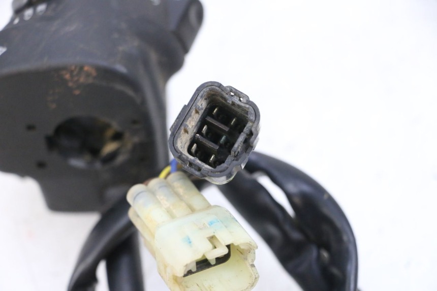 photo de LINKS SCHALTER YAMAHA YFM R RAPTOR 250 (2008 - 2014) - Details der Befestigungspunkte