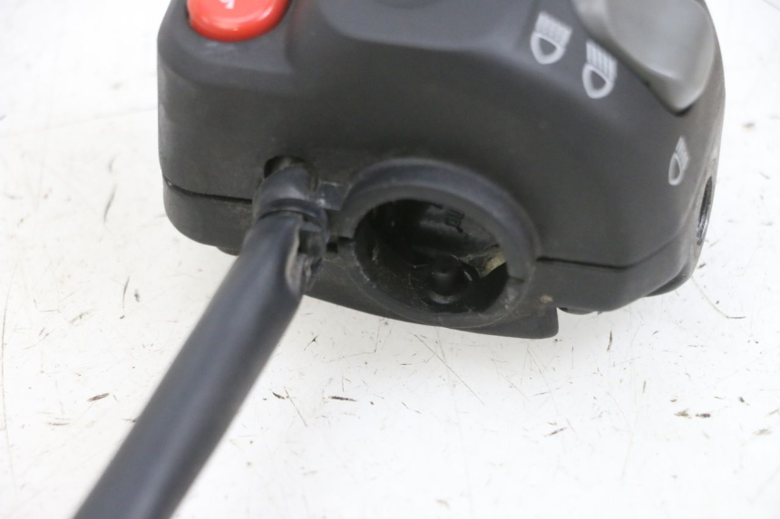 photo de LINKER LENKER YAMAHA YP MAJESTY 125 (2002 - 2006) - Zoom auf Gebrauchszustand