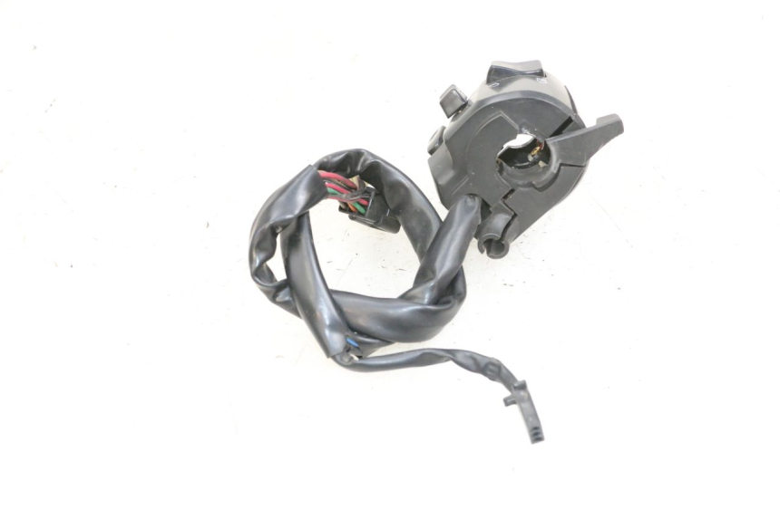 photo de LINKS SCHALTER KAWASAKI ZR 7 750 (1999 - 2001) - Oberflächenzustand und Material