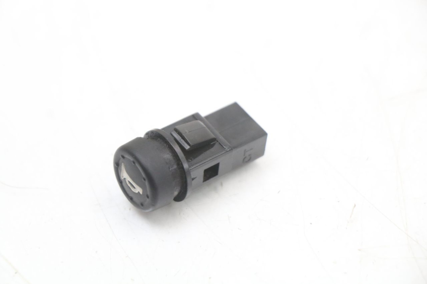 photo de HUPE SCHALTER PIAGGIO FLY 4T 50 (2004 - 2010)