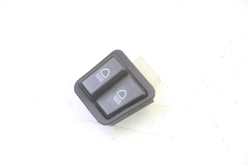 photo de ABBLENDLICHT SCHALTER  MOTRON BREEZY 4T 50 (2021 - 2025)