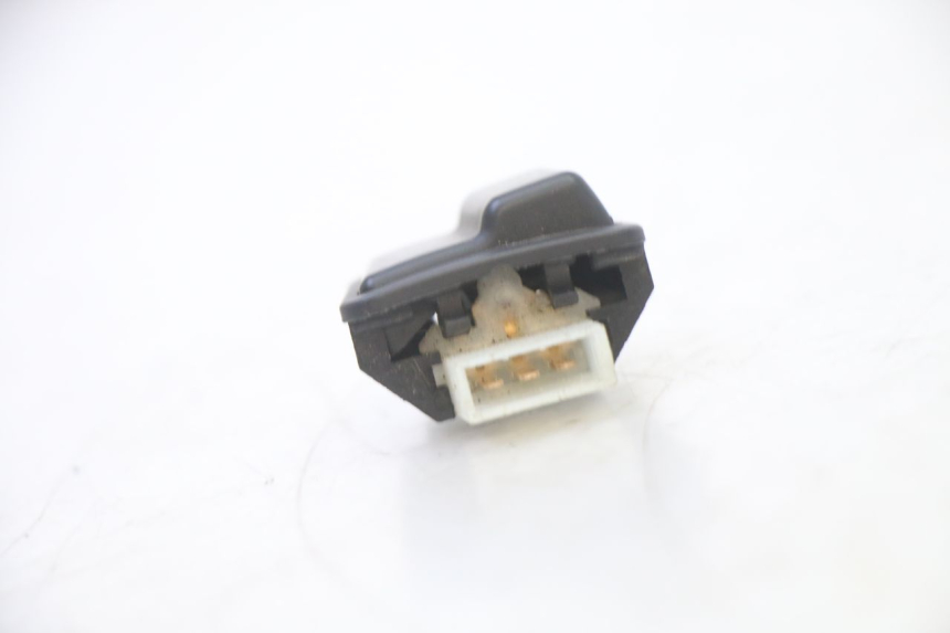 photo de ABBLENDLICHT SCHALTER  MOTRON BREEZY 4T 50 (2021 - 2025)
