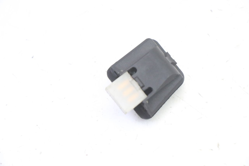 photo de ABBLENDLICHT SCHALTER  MOTRON BREEZY 4T 50 (2021 - 2025)
