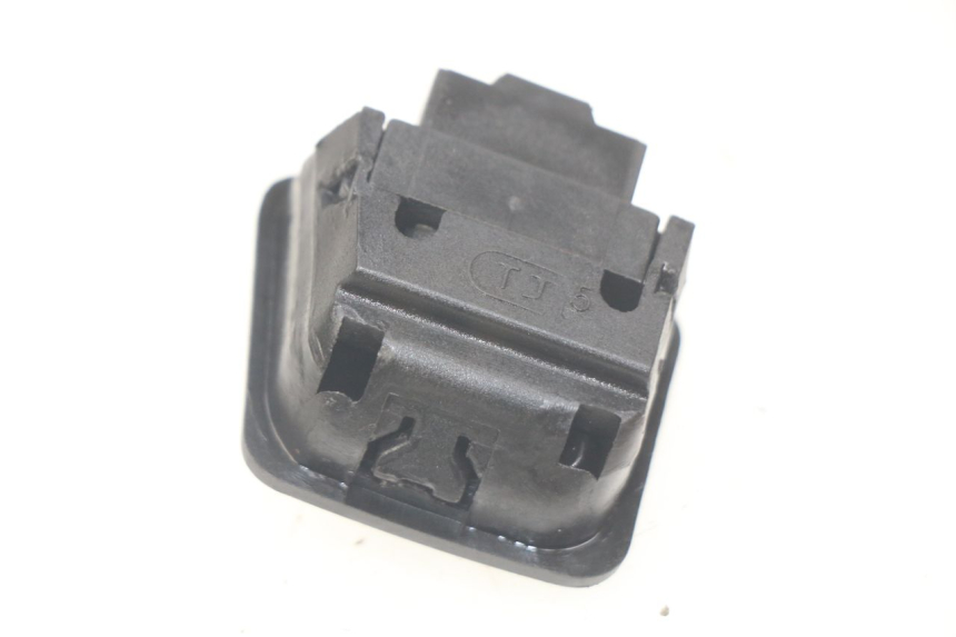 photo de LICHTSCHALTER SYM ORBIT III 3 4T 50 (2018 - 2021)