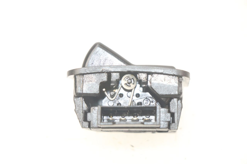 photo de LICHTSCHALTER SYM ORBIT III 3 4T 50 (2018 - 2021)