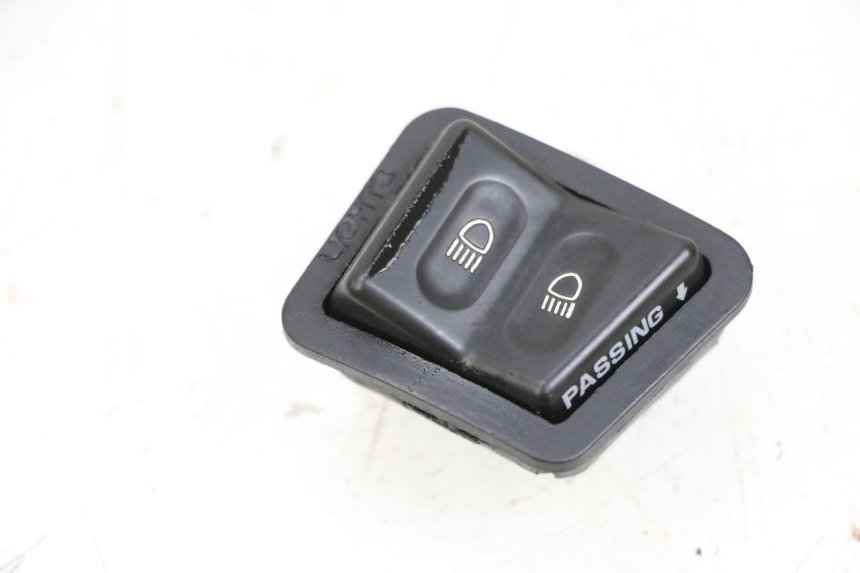 photo de LICHTSCHALTER SYM ORBIT III 3 4T 50 (2018 - 2021) - Hauptansicht