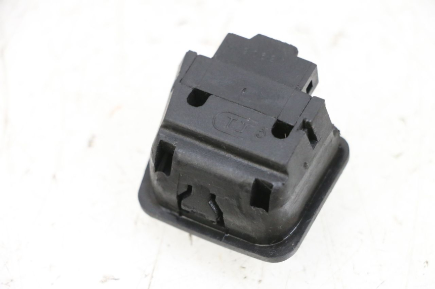 photo de LICHTSCHALTER SYM ORBIT III 3 4T 50 (2018 - 2021) - Zoom auf Gebrauchszustand