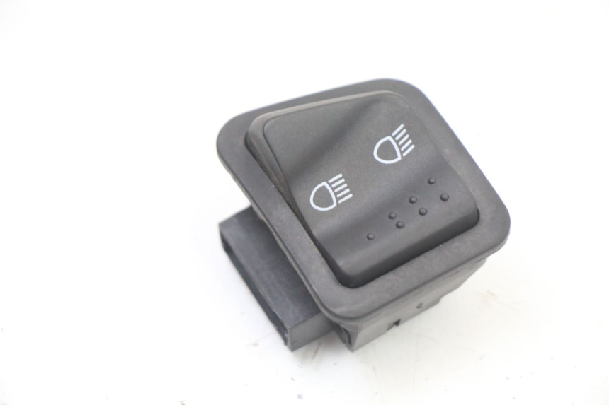 photo de ABBLENDLICHT SCHALTER  PIAGGIO NRG POWER PUREJET 50 (2018 - 2021)