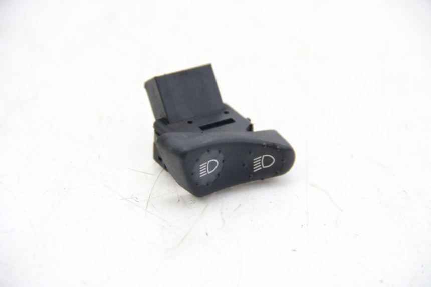 photo de LICHTSCHALTER PIAGGIO VESPA GTS SUPER IE 125 (2009 - 2016)