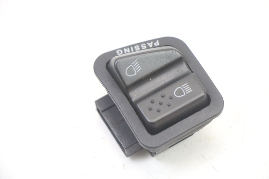 photo de LICHTSCHALTER PIAGGIO X8 125 (2004 - 2007)