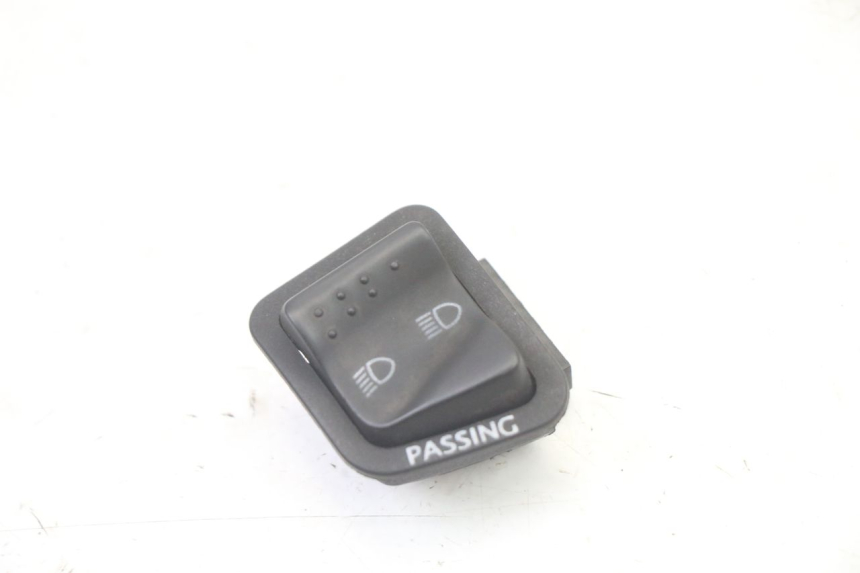 photo de LICHTSCHALTER PIAGGIO XEVO - X EVO 125 (2007 - 2016)