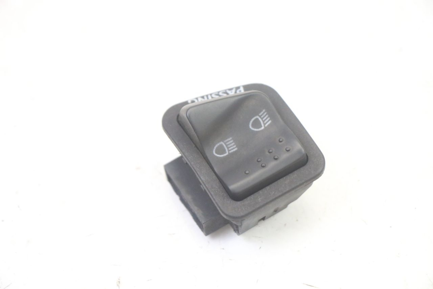 photo de LICHTSCHALTER PIAGGIO XEVO - X EVO 125 (2007 - 2016)