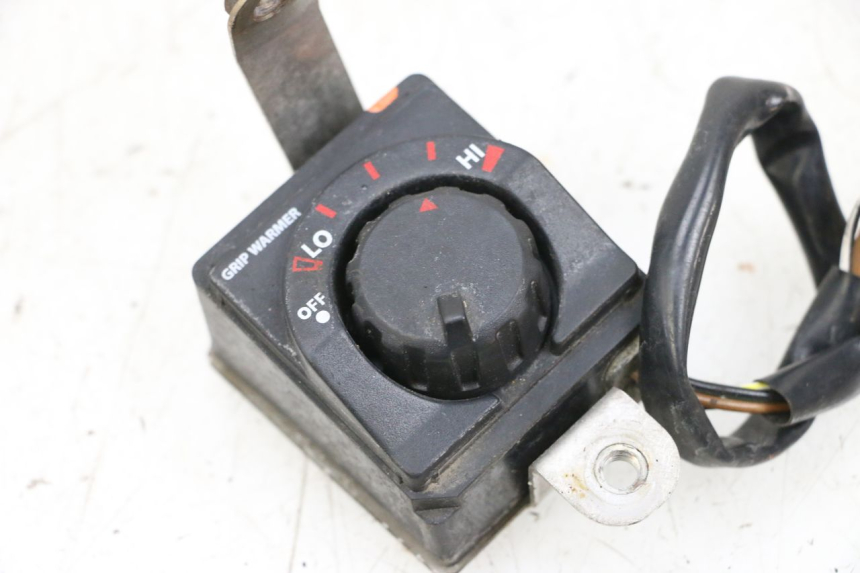 photo de SCHALTER YAMAHA TDM ABS 900 (2002 - 2014) - Zoom auf Gebrauchszustand