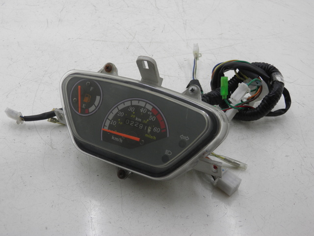 photo de TACHOMETER  ROADSIGN WALLABY 50 (2009 - 2014)