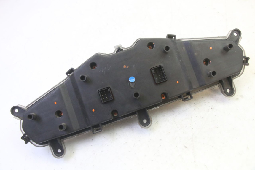 photo de TACHOMETER  QUADRO 4 4D 350 (2015 - 2018)