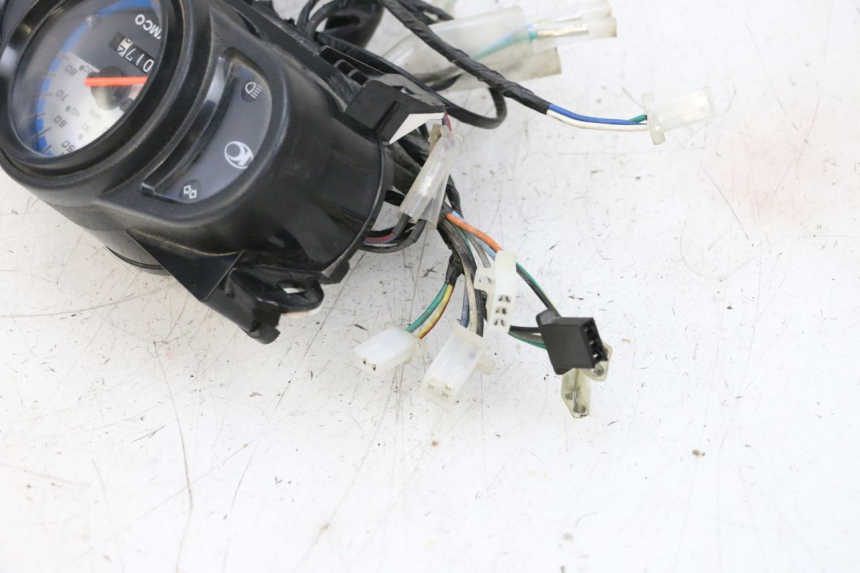 photo de TACHOMETER KYMCO AGILITY 4T 50 (2018 - 2022) - Alternative Perspektive