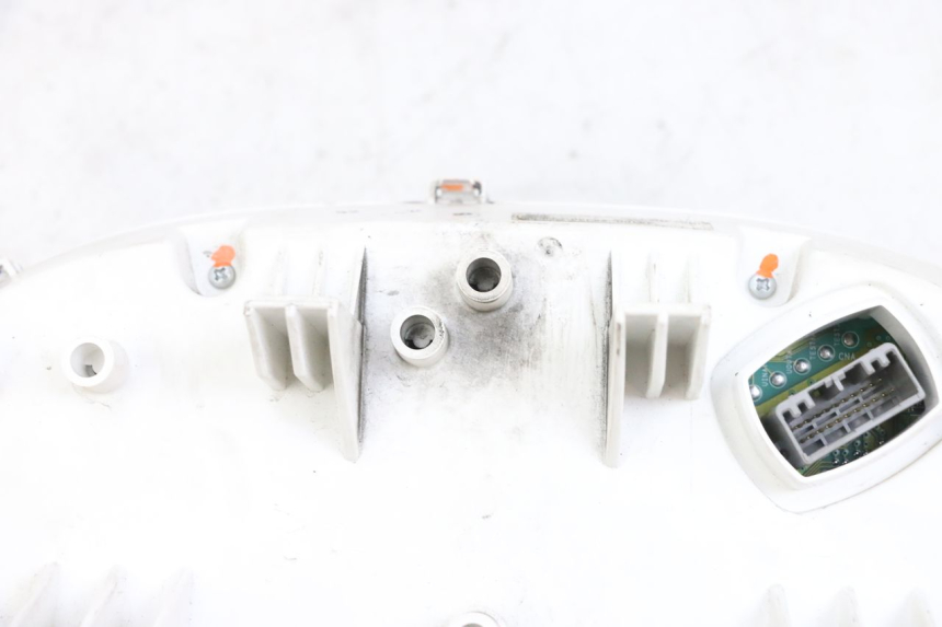 photo de TACHOMETER  SUZUKI BURGMAN 650 (2013 - 2020)