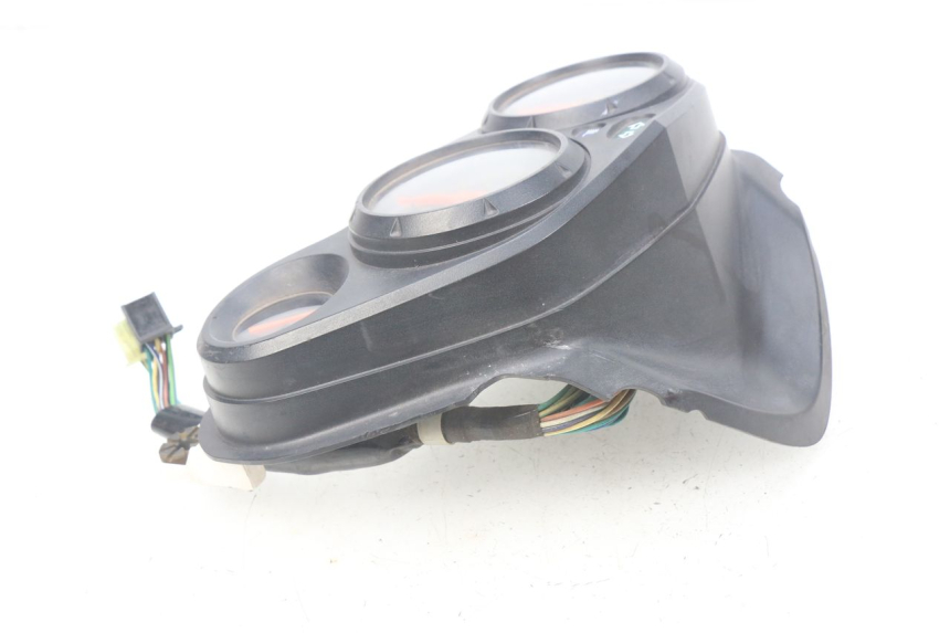 photo de TACHOMETER  HONDA CBR R 125 (2003 - 2006)