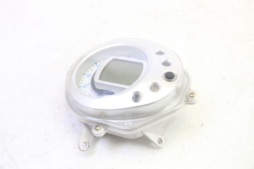 photo de TACHOMETER PEUGEOT DJANGO 4T 50 (2014 - 2019) - Zoom auf Gebrauchszustand