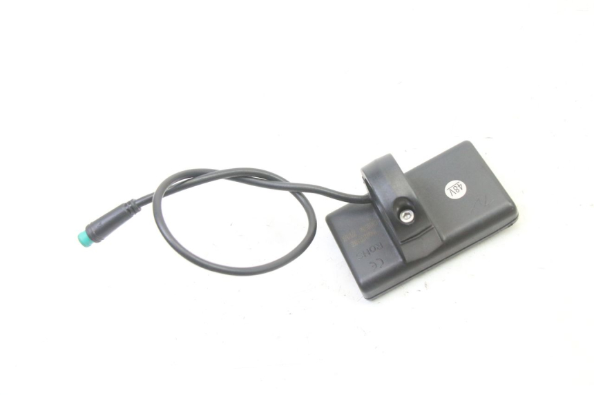 photo de TACHOMETER  URBANGLIDE E-CROSS PRO 1