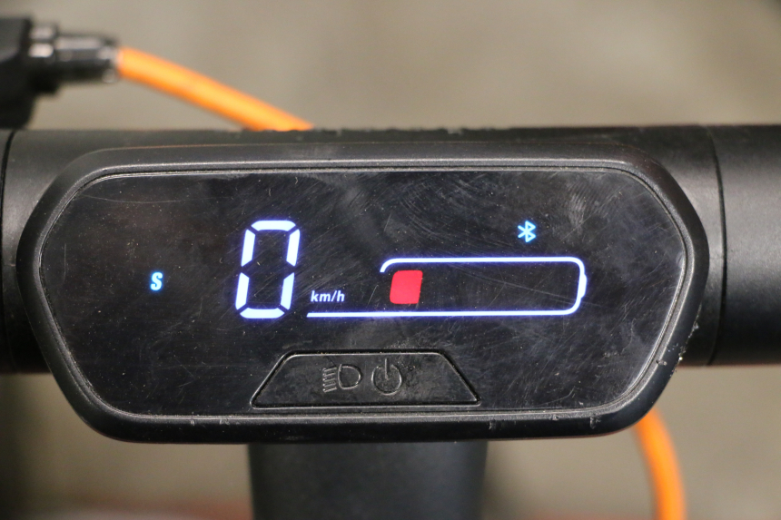 photo de TACHO SEGWAY NINEBOT E2 1