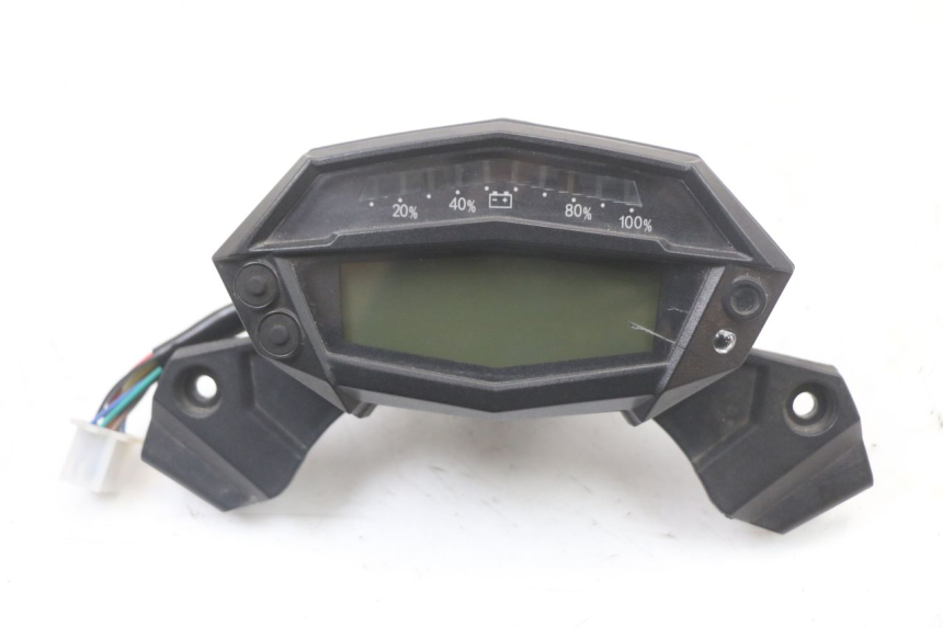 photo de TACHOMETER  EBROH BRAVO GLE 1 (2020 - 2024)