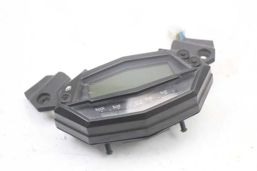 photo de TACHOMETER  EBROH BRAVO GLE 1 (2020 - 2024)