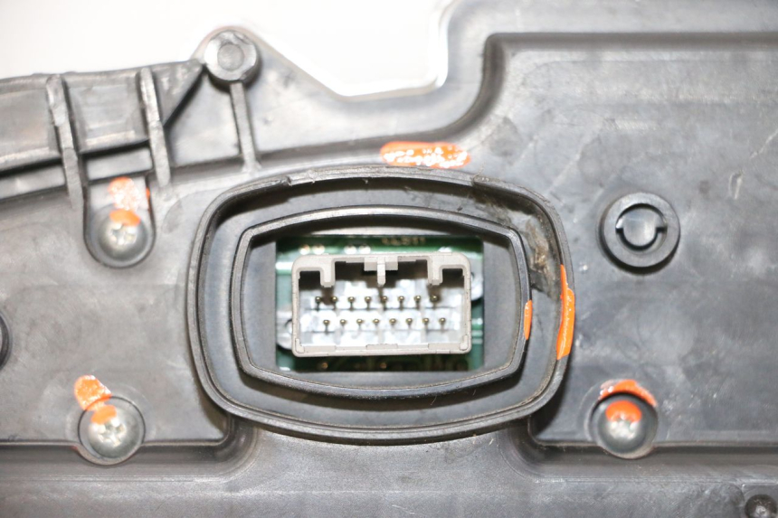 photo de TACHOMETER HONDA FES S-WING SWING ABS 125 (2007 - 2015)