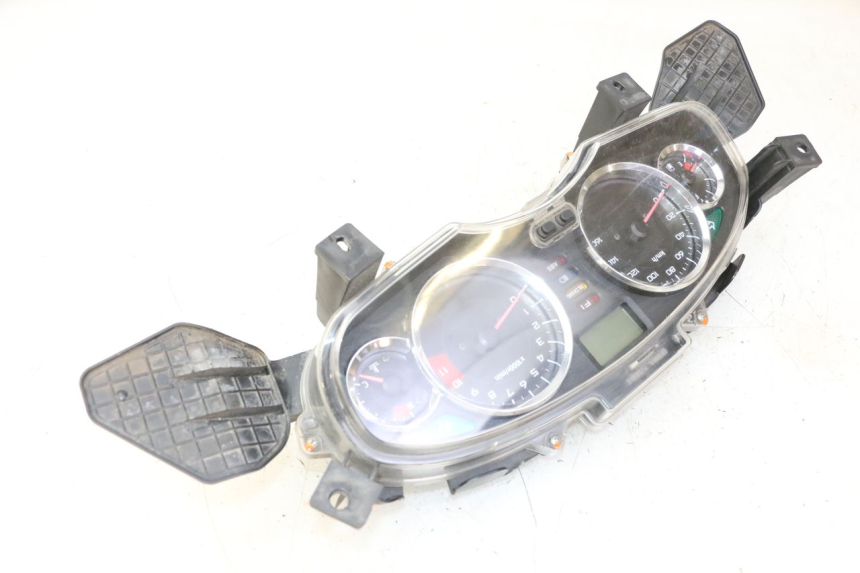 photo de TACHOMETER HONDA FES S-WING SWING ABS 125 (2007 - 2015)