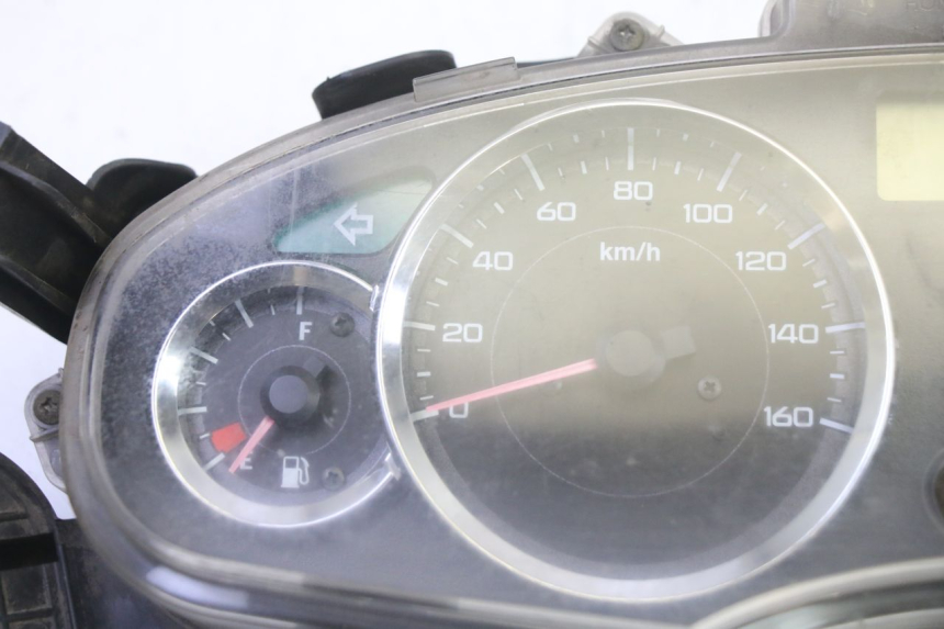 photo de TACHOMETER HONDA FES S-WING SWING ABS 125 (2007 - 2015)