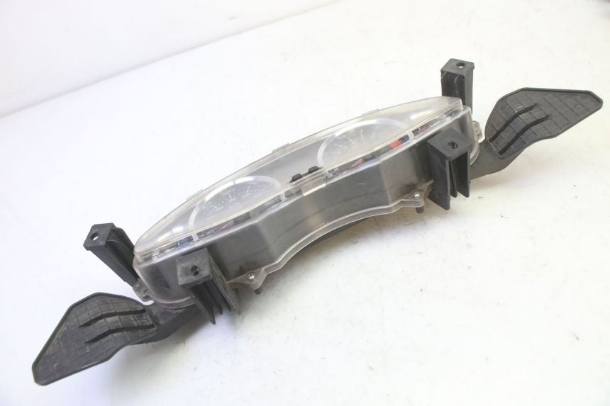 photo de TACHOMETER HONDA FES S-WING SWING ABS 125 (2007 - 2015)