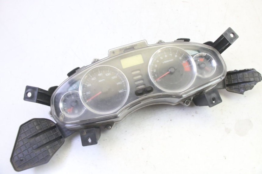 photo de TACHOMETER HONDA FES S-WING SWING ABS 125 (2007 - 2015)