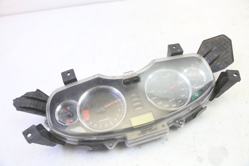 photo de TACHOMETER HONDA FES S-WING SWING ABS 125 (2007 - 2015)