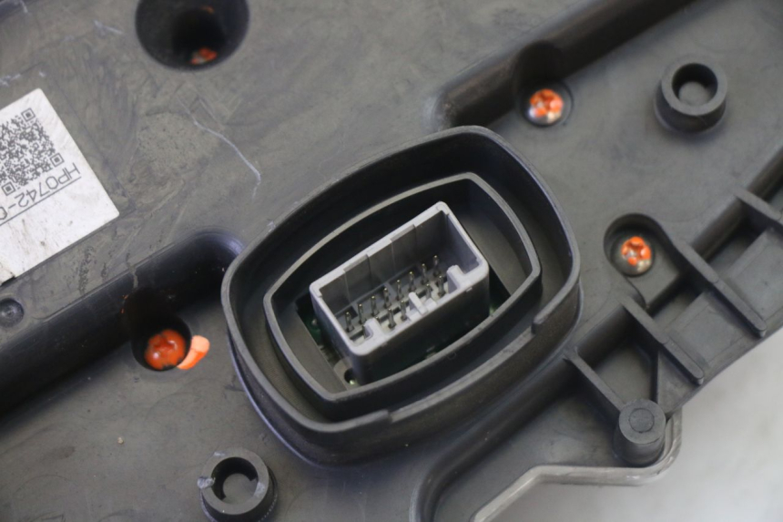 photo de TACHOMETER HONDA FES S-WING SWING ABS 125 (2007 - 2015)