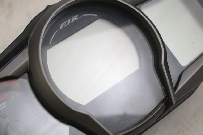 photo de TACHOMETER YAMAHA FJR ABS 1300 (2016 - 2020)