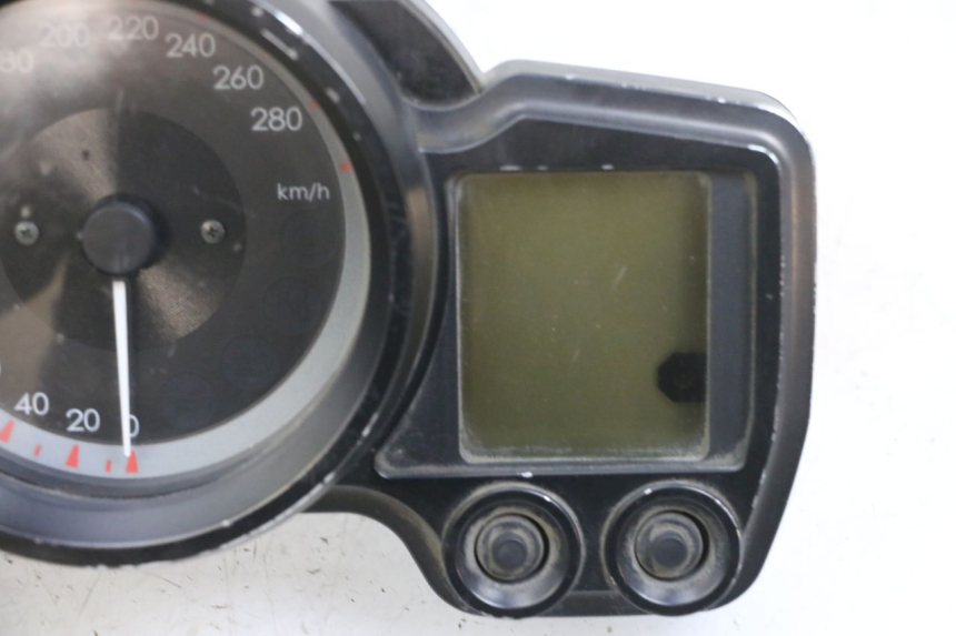 photo de TACHOMETER YAMAHA FJR ABS 1300 (2006 - 2012) - Weitere Ansicht des Artikels