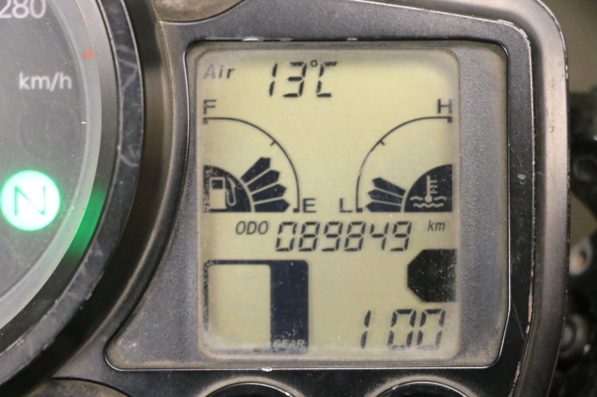photo de TACHOMETER YAMAHA FJR ABS 1300 (2006 - 2012) - Zoom auf Gebrauchszustand