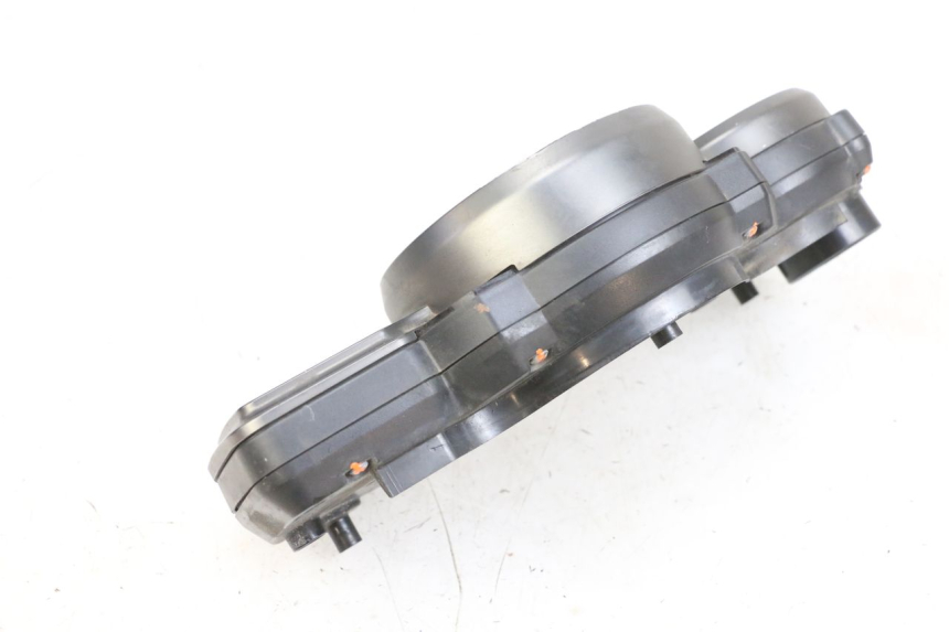 photo de TACHOMETER YAMAHA FJR ABS 1300 (2006 - 2012) - Weitere Ansicht des Artikels