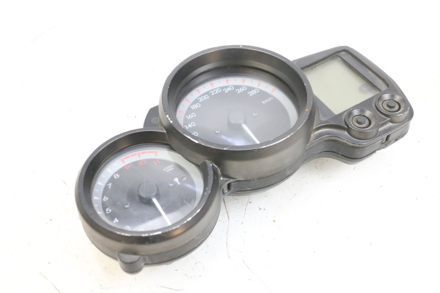 photo de TACHOMETER YAMAHA FJR ABS 1300 (2006 - 2012) - Zoom auf Gebrauchszustand