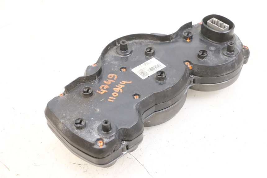 photo de TACHOMETER YAMAHA FJR ABS 1300 (2006 - 2012) - Gesamtansicht des Produkts