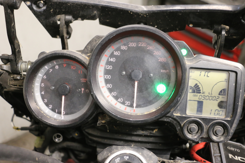 photo de TACHOMETER YAMAHA FJR ABS 1300 (2006 - 2012) - Detailansicht des Bauteils